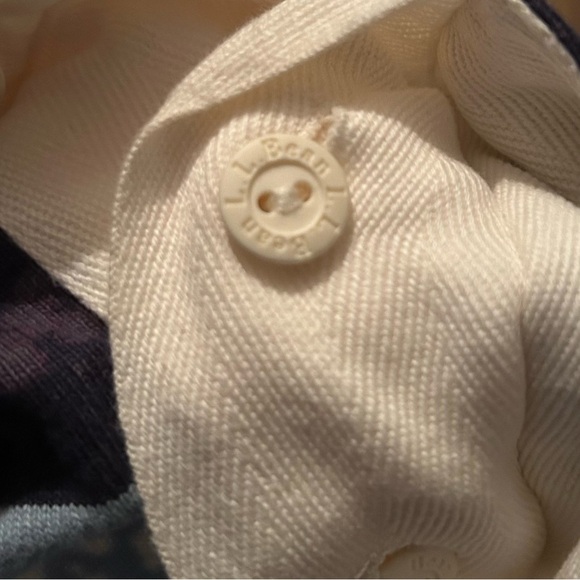 Wild Woman Twin Flame Hand Painted Up Cycled Vintage 1980s LL Bean Rugby - Picture 7 of 7